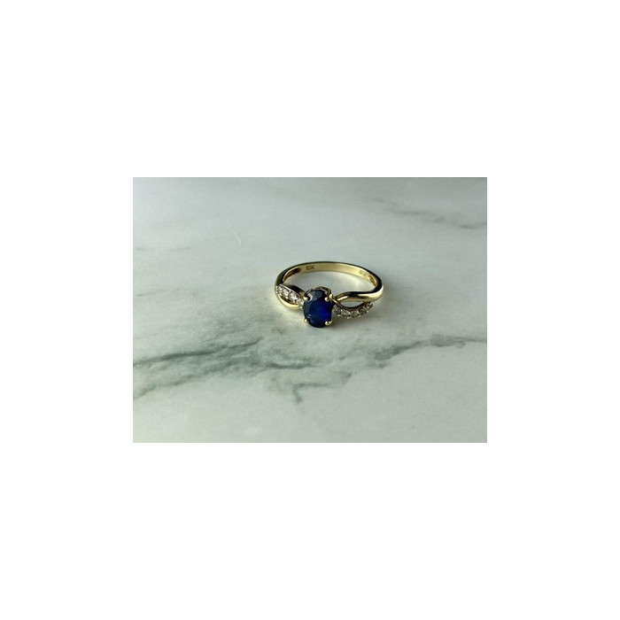 10K YELLOW GOLD BLUE & WHITE SAPPHIRE RING SIZE 6.75