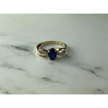 10K YELLOW GOLD BLUE & WHITE SAPPHIRE RING SIZE 6.75