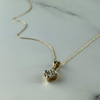 10/14 Yellow Gold White Sapphire Chain With Pendant