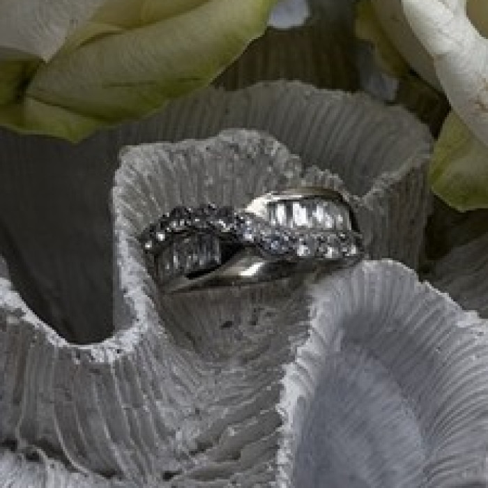 Wave Vintage Band 925 Sterling Silver Cz Ring Size 8.5