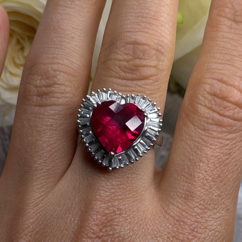 Romantic Heart 925 Sterling Silver Pink & Colorless Spinel Ring Size 7