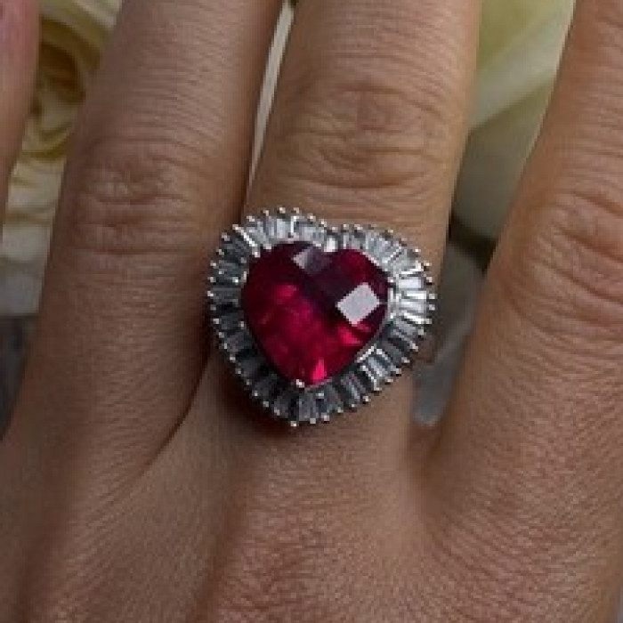 Romantic Heart 925 Sterling Silver Pink & Colorless Spinel Ring Size 7