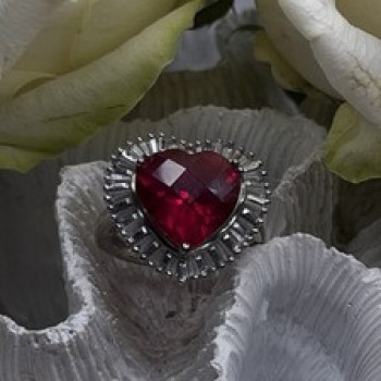 Romantic Heart 925 Sterling Silver Pink & Colorless Spinel Ring Size 7