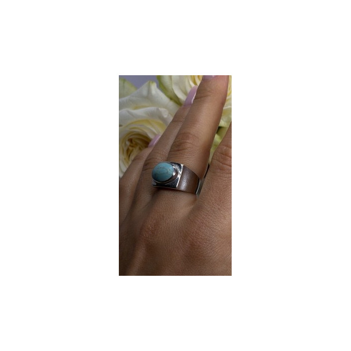 Vintage Modernist 925 Sterling Silver Turquoise Oval Ring Size 7