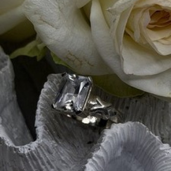 Art Deco Style 925 Sterling Silver Clear Cz Ring Size 7