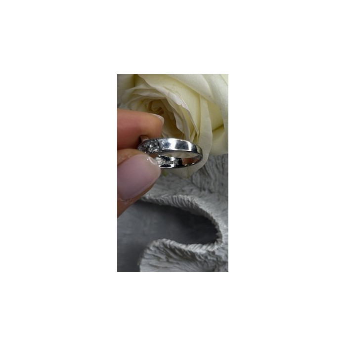 Vintage 925 Sterling Silver Clear Topaz Crossover Ring Size 9