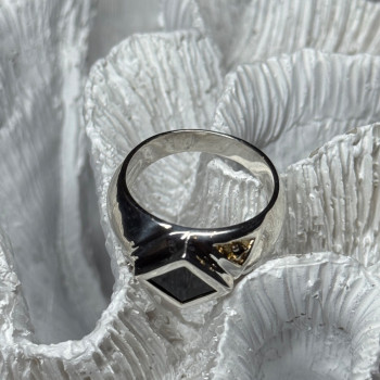 925 Sterling Silver Black Enamel & Black Diamonds Men'S Ring Size 8.3