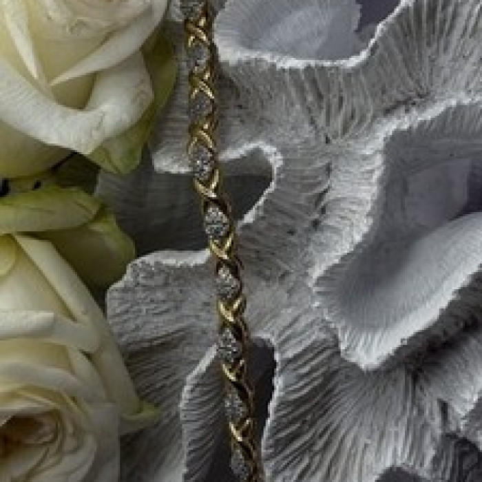 Elegant Tennis 925 Sterling Silver Gold Plated Bracelet Size 8