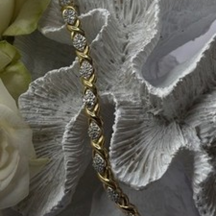 Elegant Tennis 925 Sterling Silver Gold Plated Bracelet Size 8