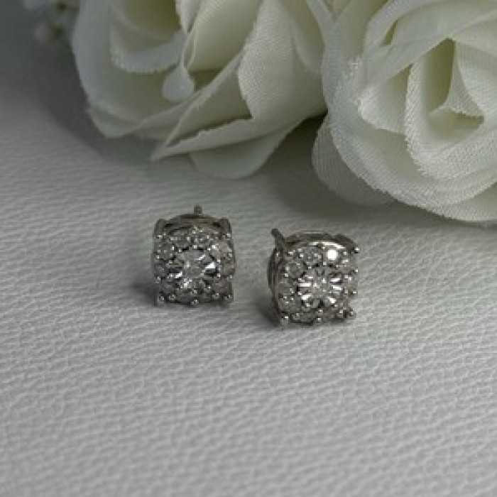 925 Sterling Silver Beryl Stud Earrings Length 0.35 Inch