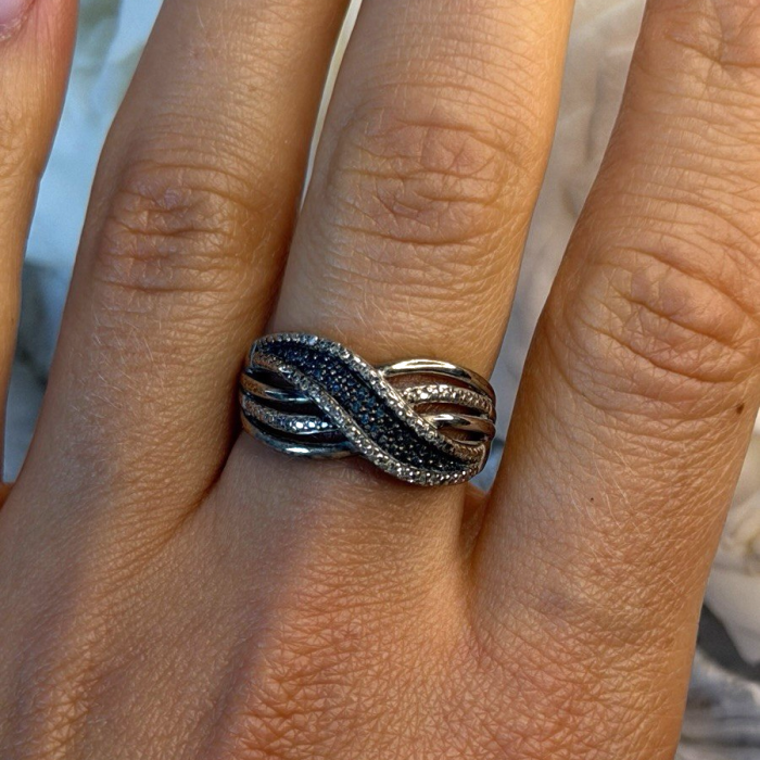 Elegant 925 Sterling Silver Infinity Tiny Diamonds Ring Size 8