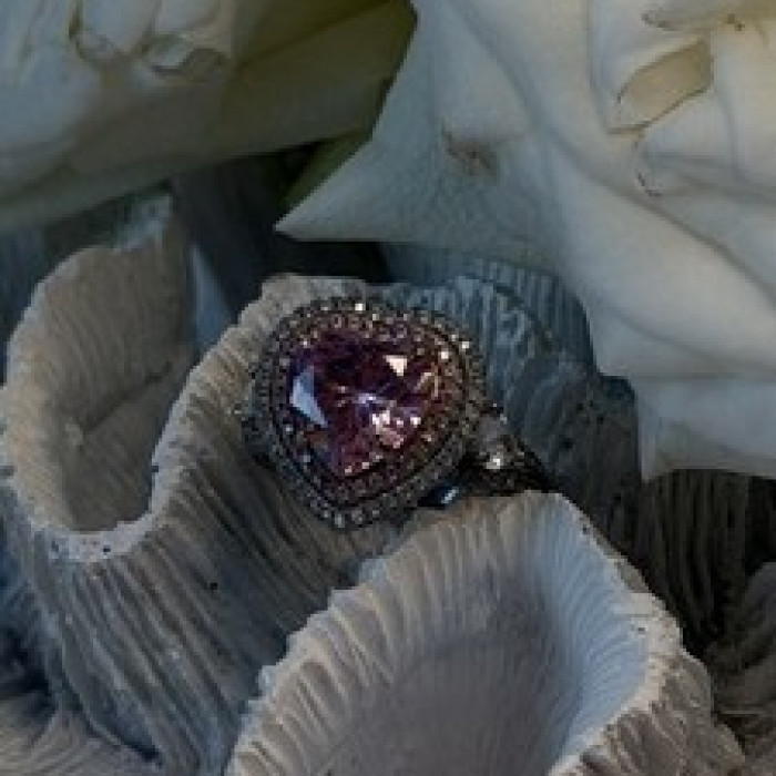 Romantic 925 Sterling Silver Pink Heart Topaz Ring Size 9