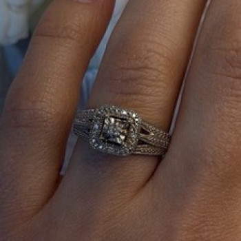 Vintage Princess Cut 925 Sterling Silver Diamonds Ring Size 7
