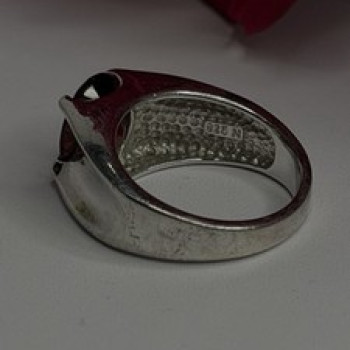 925 Sterling Silver Red Shiny Garnet Ring Size 6