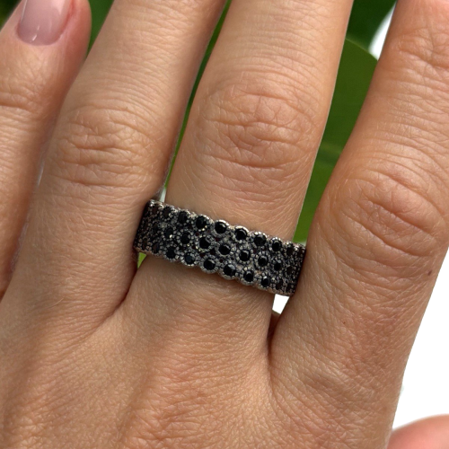 Vintage 925 Sterling Silver Black Spinel Band Ring Size 9