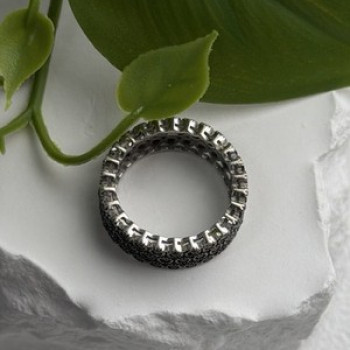 Vintage 925 Sterling Silver Black Spinel Band Ring Size 9