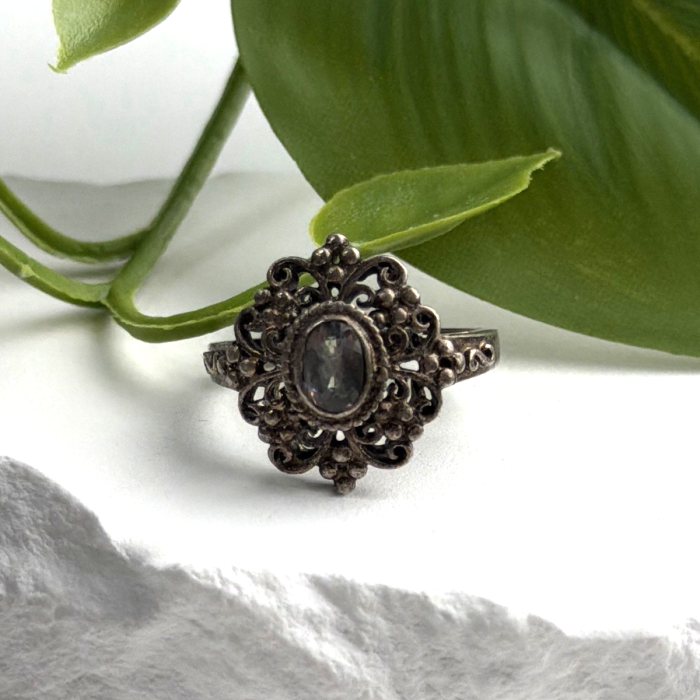 Vintage Filigree 925 Sterling Silver Mystic Topaz Ring Size 7.5