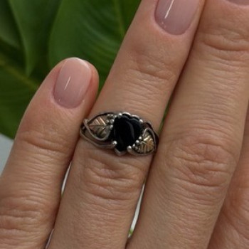 Vintage 925 Sterling Silver & 12K Gold Leaf Black Onyx Ring Size 6