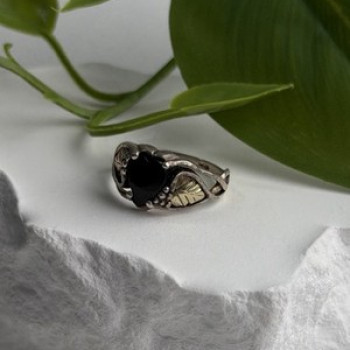 Vintage 925 Sterling Silver & 12K Gold Leaf Black Onyx Ring Size 6
