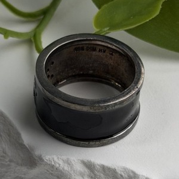 Vintage 925 Sterling Silver Black Enamel & Cz Ring Size 9