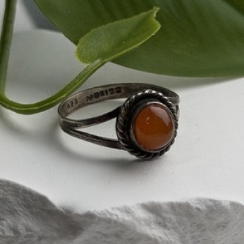 Vintage 925 Sterling Silver Carnelian Ring Size 9.5
