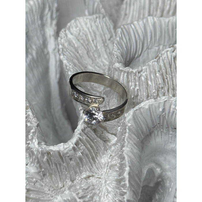 925 Sterling Silver CZ Ring Size 6.5