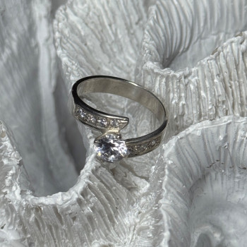 925 Sterling Silver CZ Ring Size 6.5