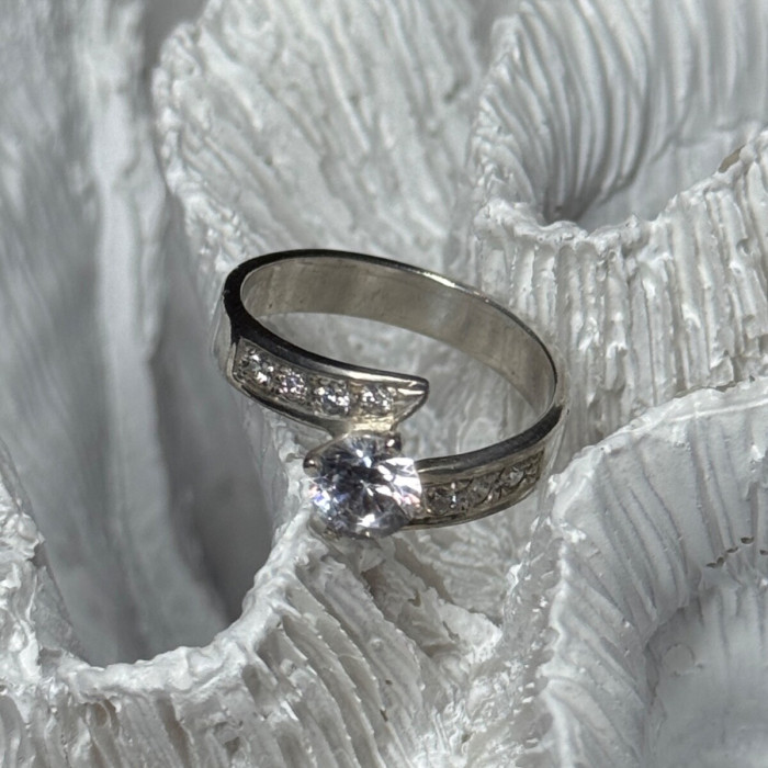 925 Sterling Silver CZ Ring Size 6.5