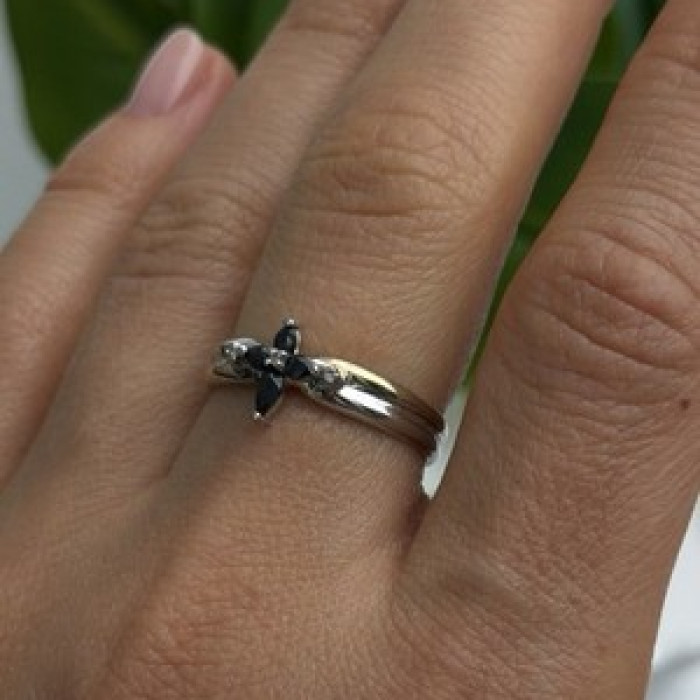 925 Sterling Silver Sapphire & Diamond Cross Ring Size 8.5