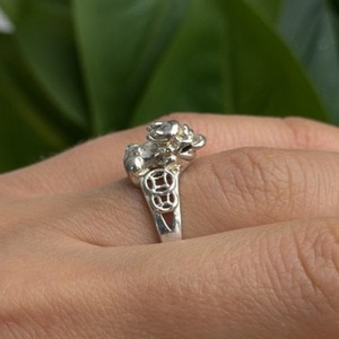 Vintage 925 Sterling Silver Frog Ring Size 7.5