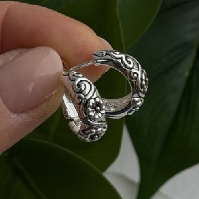 Vintage Floral Hoop Engraved Boho Western 925 Sterling Silver Earrings