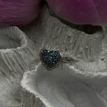 14K White Gold Heart Blue & White Diamonds Ring Size 6