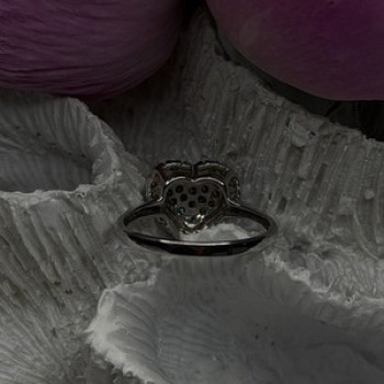 14K White Gold Heart Blue & White Diamonds Ring Size 6