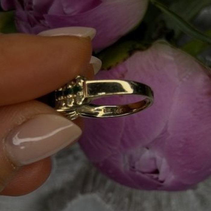 Elegant 14K Yellow Gold Emerald & White Topaz Ring Size 6