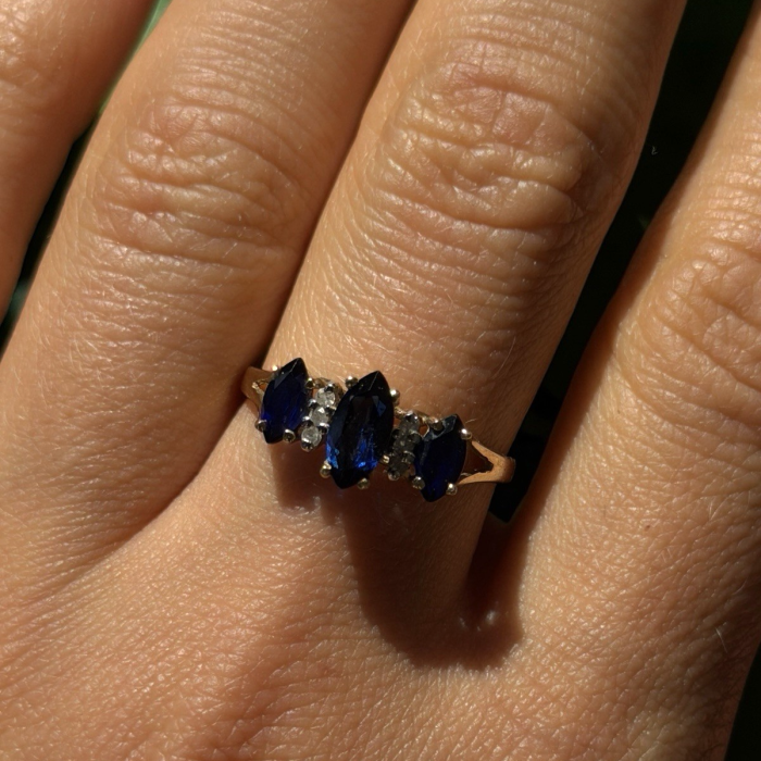 10K Yellow Gold Marquise Blue Sapphire & Diamond Ring Size 8.5