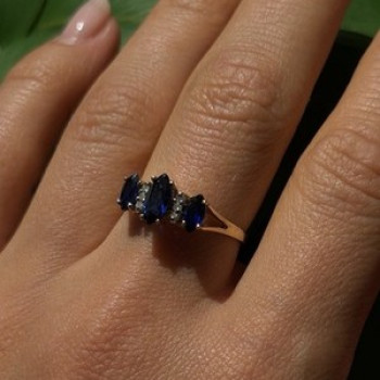10K Yellow Gold Marquise Blue Sapphire & Diamond Ring Size 8.5