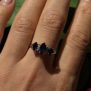 10K Yellow Gold Marquise Blue Sapphire & Diamond Ring Size 8.5