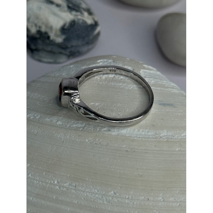925 Sterling Silver Garnet Ring Size 8.5