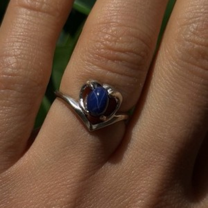 14K White Gold Blue Star Sapphire Heart Ring Size 5.5
