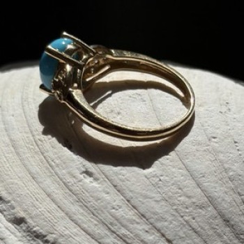 14K Yellow Gold Blue Oval Turquoise & Diamond Ring Size 6