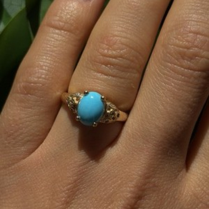 14K Yellow Gold Blue Oval Turquoise & Diamond Ring Size 6