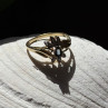 10K Yellow Gold Blue Sapphire & Diamond Beautiful Flower Ring Size 6