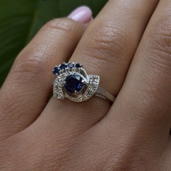10K White Gold Blue & White Sapphire Cocktail Floral Ring Size 6.5
