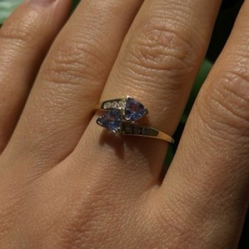 Elegant 14K Yellow Gold Tanzanite & Diamond Ring Size 8.5