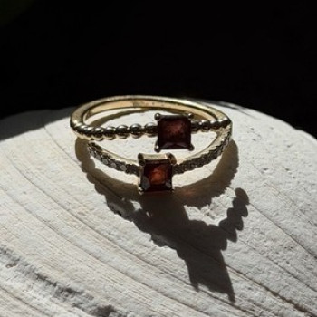 Modern Adjustable 14K Yellow Gold Garnet & Diamond Ring