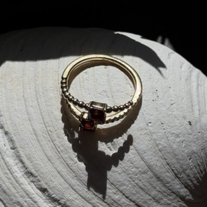 Modern Adjustable 14K Yellow Gold Garnet & Diamond Ring