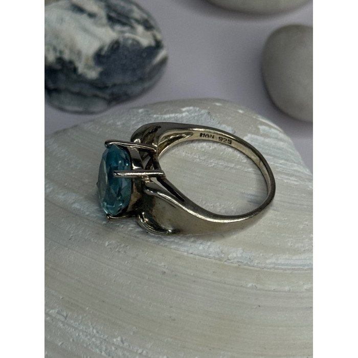 925 Sterling Silver Topaz Ring Size 7