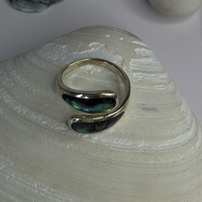 925 Sterling Silver Abalone Ring Size 7.5 Sizable Design