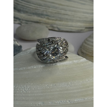 Beautiful Design 925 Sterling Silver Cz Ring Size 5.5