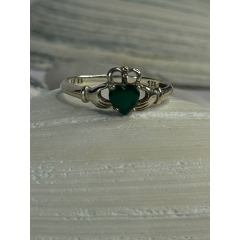 Beautiful Design 925 Sterling Silver Emerald Heart Ring Size 11